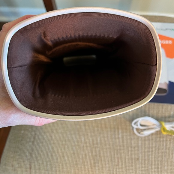 Lunix LX3 Hand Massager - Picture 3 of 4